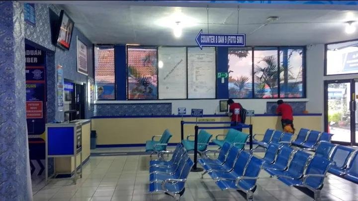 AKP Ade Andini Pimpin Satlantas Polres Jember: Satpas Hadirkan Pelayanan SIM Prima, Transparan, dan Bebas Percaloan