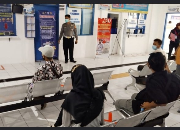 Satpas SIM Polres Purworejo: Penyuluhan Singkat Sebelum Pelayanan, Warga Lebih Paham dan Tertib